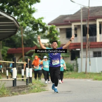 Runner Photo 8356418