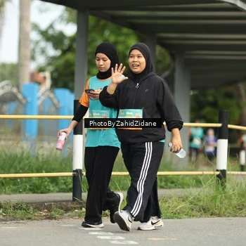 Runner Photo 8356422