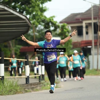 Runner Photo 8356423