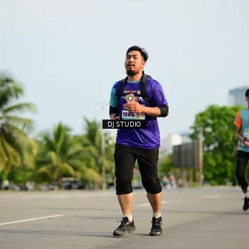 Runner Photo 8356454
