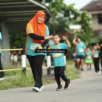 Runner Photo 8356459
