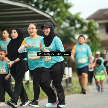 Runner Photo 8356469
