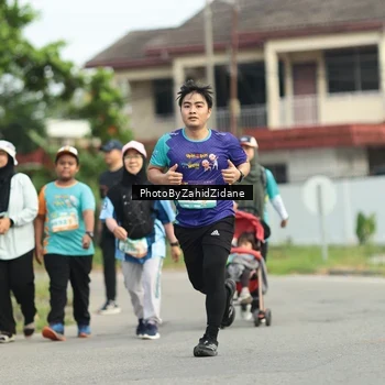 Runner Photo 8356480