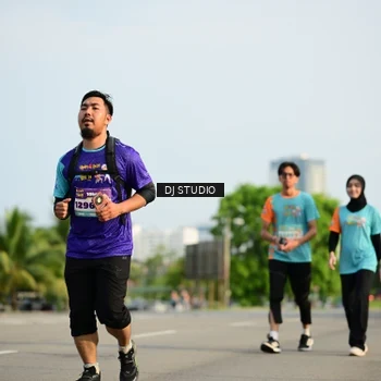 Runner Photo 8356485