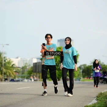 Runner Photo 8356498