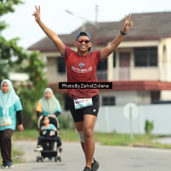 Runner Photo 8356500