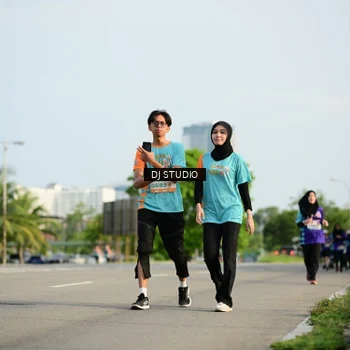 Runner Photo 8356505