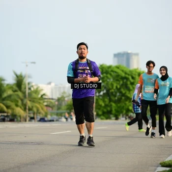 Runner Photo 8356514