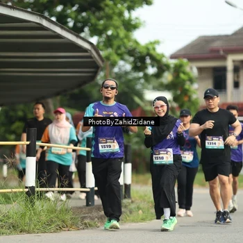 Runner Photo 8356533