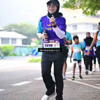 Runner Photo 8356537