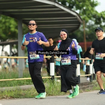 Runner Photo 8356546