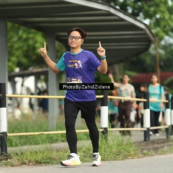 Runner Photo 8356576