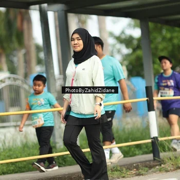 Runner Photo 8356593