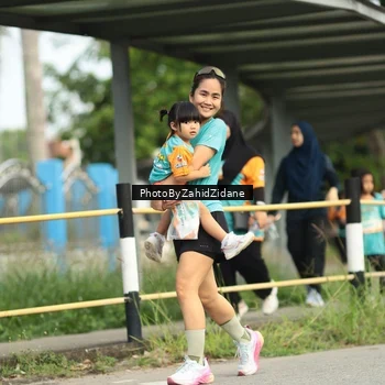 Runner Photo 8356604