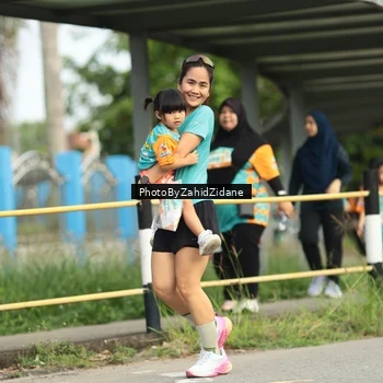 Runner Photo 8356606