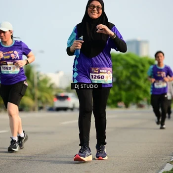Runner Photo 8356617