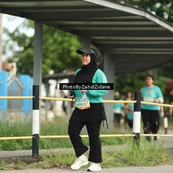 Runner Photo 8356620
