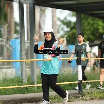 Runner Photo 8356635