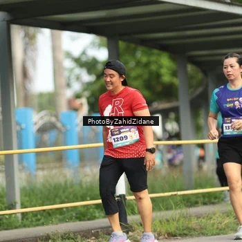 Runner Photo 8356638