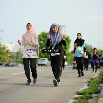 Runner Photo 8356681