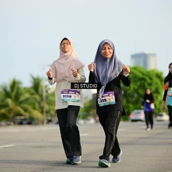 Runner Photo 8356687