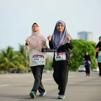 Runner Photo 8356689