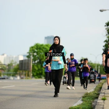 Runner Photo 8356698
