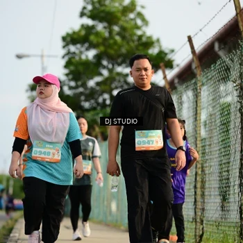 Runner Photo 8356713