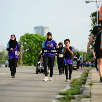Runner Photo 8356719