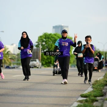 Runner Photo 8356726