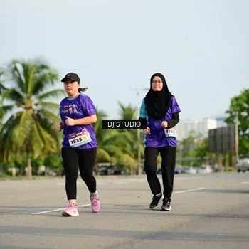Runner Photo 8356730