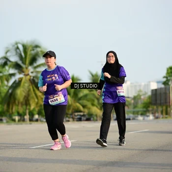 Runner Photo 8356733