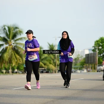 Runner Photo 8356737