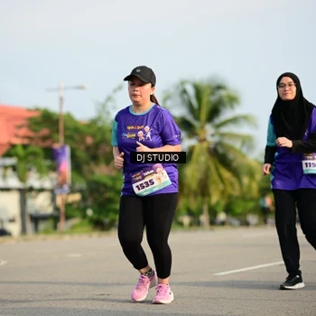 Runner Photo 8356738