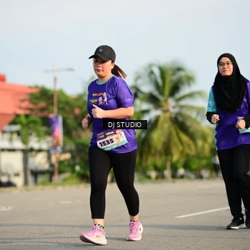 Runner Photo 8356741