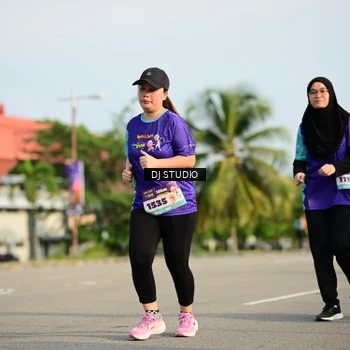 Runner Photo 8356758
