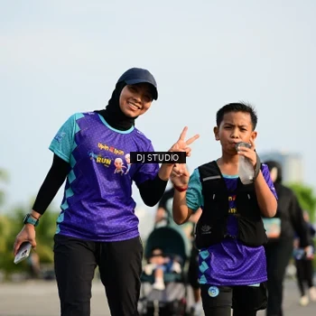 Runner Photo 8356768