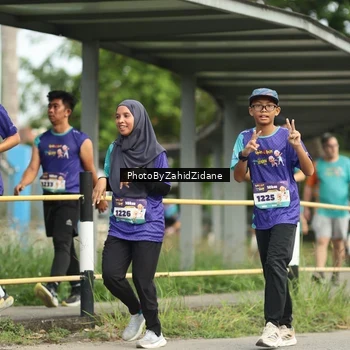 Runner Photo 8356788