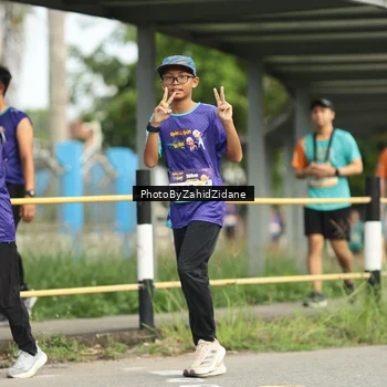 Runner Photo 8356794