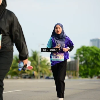 Runner Photo 8356830