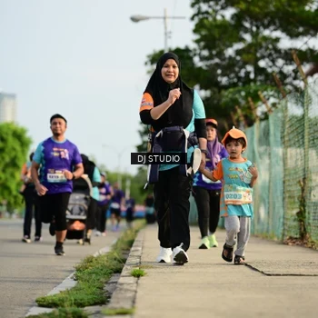 Runner Photo 8356845