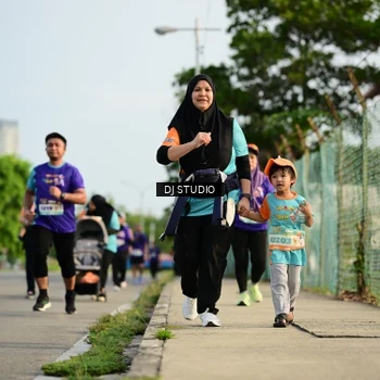 Runner Photo 8356847