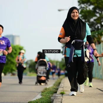 Runner Photo 8356855