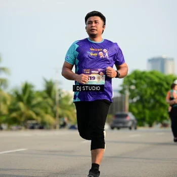 Runner Photo 8356869