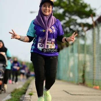 Runner Photo 8356875
