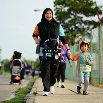 Runner Photo 8356909