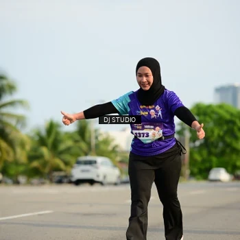 Runner Photo 8356941