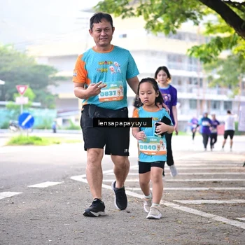 Runner Photo 8356944