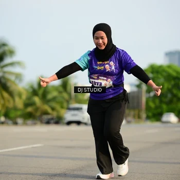 Runner Photo 8356949