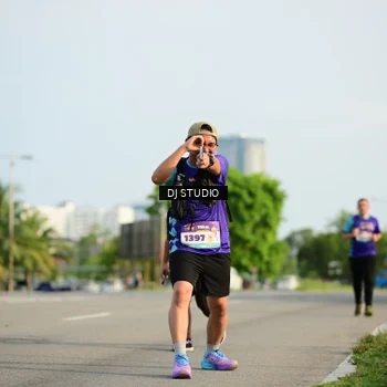 Runner Photo 8356977